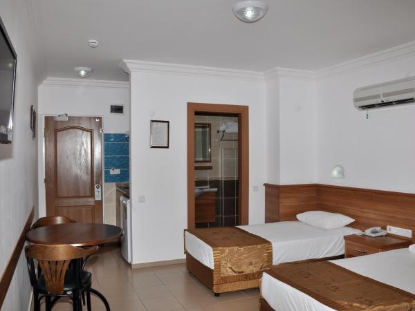 Kleopatra Tuna Apart Hotel : photo 3 de la chambre studio (2 adultes)