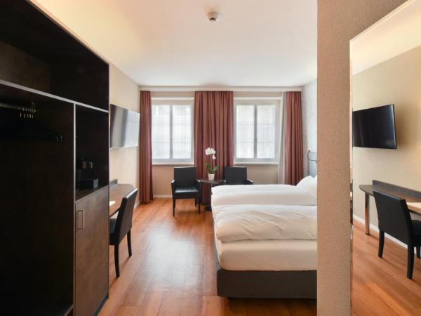 Altstadt Hotel Krone Luzern : photo 4 de la chambre chambre double ou lits jumeaux