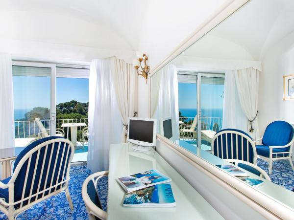 La Vega : photo 4 de la chambre chambre double deluxe avec balcon - vue sur mer