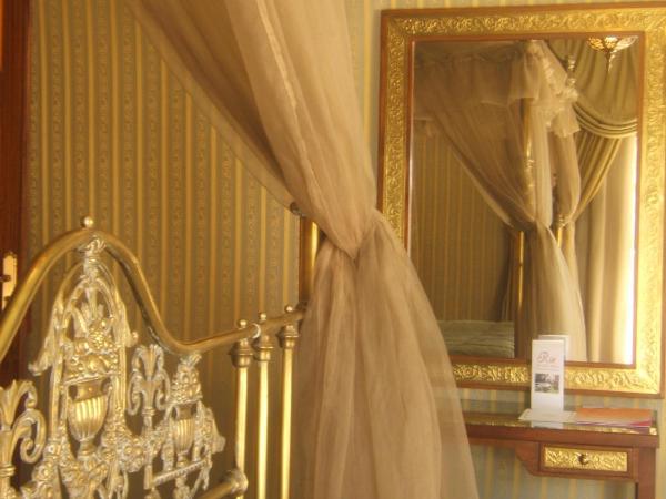 The Red House : photo 8 de la chambre suite impériale