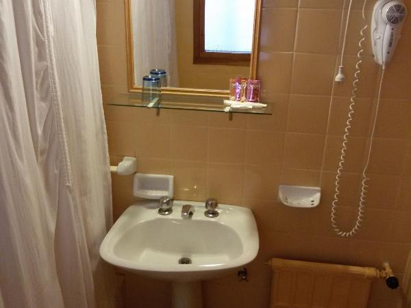 Posada de la Flor : photo 9 de la chambre chambre lits jumeaux