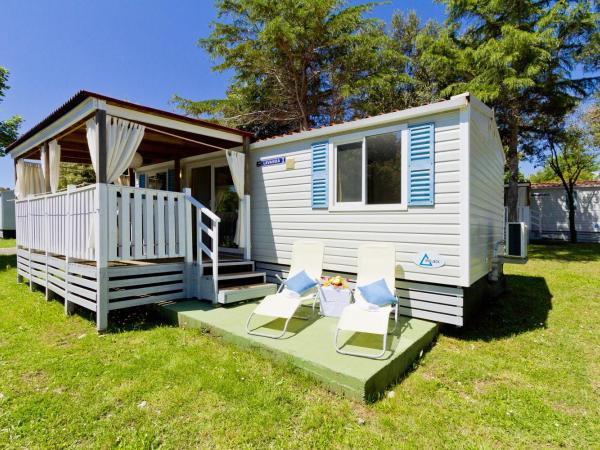 Quality Mobile Homes in Camping Kazela : photo 1 de la chambre mobile home 3 chambres