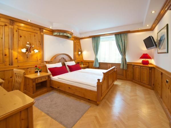 Park Hotel Laim : photo 3 de la chambre suite avec balcon