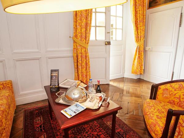 Hotel D'haussonville : photo 4 de la chambre suite suprieure ming