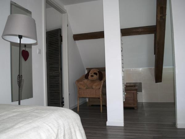 Chambres d'hôtes - L'Ecurie Obernai : photo 10 de la chambre chambre en duplex (3 adultes) 