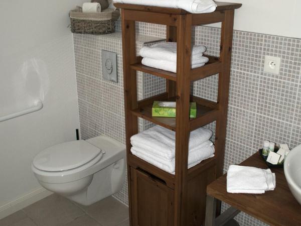 Chambres d'hôtes - L'Ecurie Obernai : photo 4 de la chambre chambre lits jumeaux