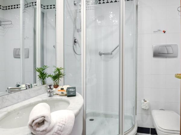 Hotel Bologna Airport : photo 1 de la chambre chambre double ou lits jumeaux confort