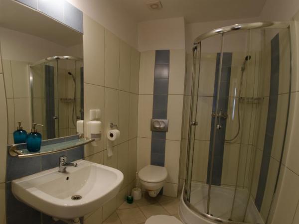 Brama Hostel : photo 7 de la chambre chambre lits jumeaux