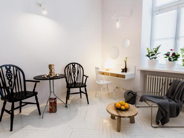 Apartamenty Browar Perła - Perła Brewery Apartments : photo 3 de la chambre studio avec vue sur la ville