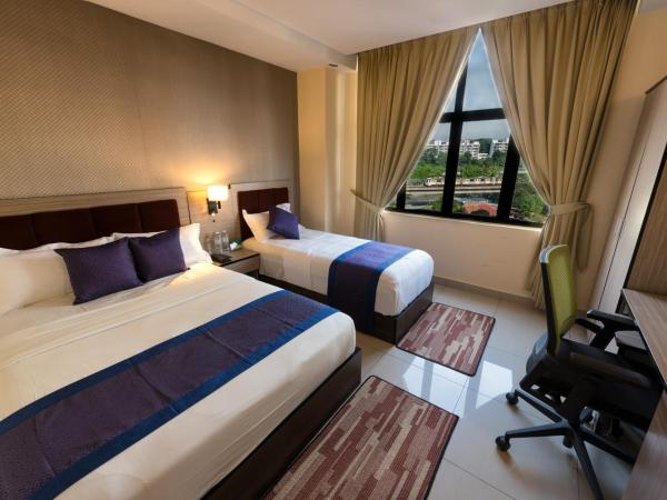 Dolphin Hotel, Chow Kit Kuala Lumpur : photo 1 de la chambre chambre familiale exécutive