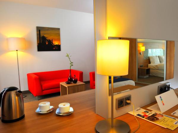 Quality Hotel Ostrava City : photo 4 de la chambre suite junior avec parking gratuit