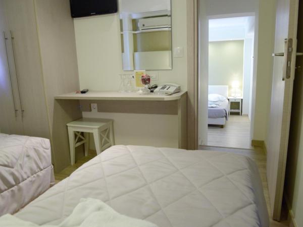 Phidias Hotel : photo 5 de la chambre chambre quadruple