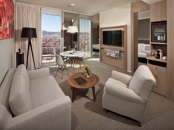 Melia Barcelona Sky 4* Sup : photo 5 de la chambre suite the level - vue sur ville