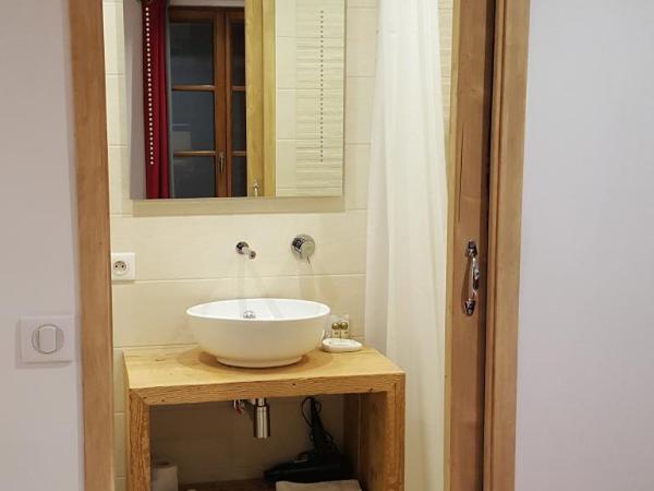 Hotel Du Clocher : photo 1 de la chambre chambre lits jumeaux supérieure