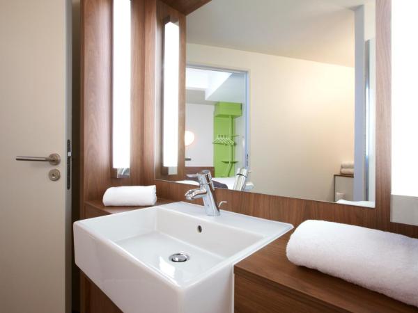 Campanile Ales Centre - Cévennes : photo 3 de la chambre chambre lits jumeaux standard