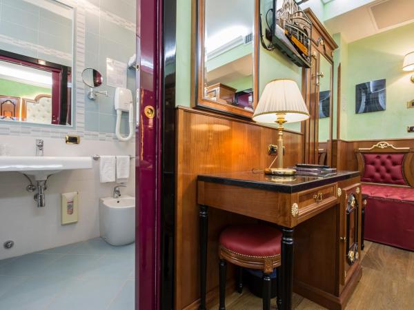 Hotel Vittoria : photo 3 de la chambre chambre double supérieure