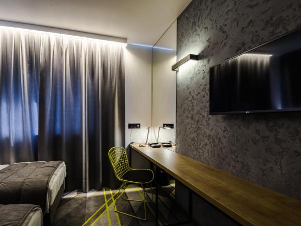 Air Hotel : photo 6 de la chambre chambre lits jumeaux