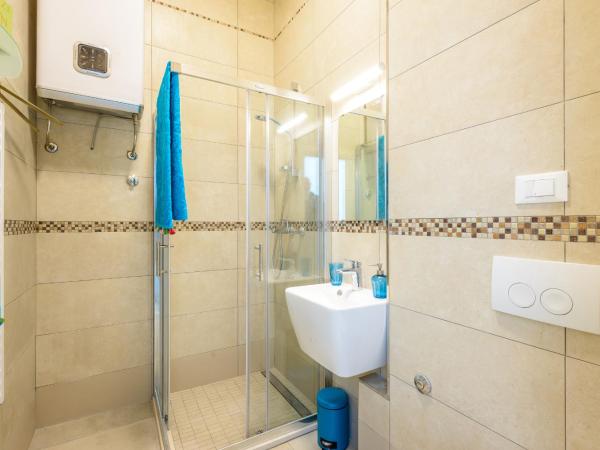 Stradun View En Suite Rooms & Studio : photo 4 de la chambre chambre double - 3ème Étage