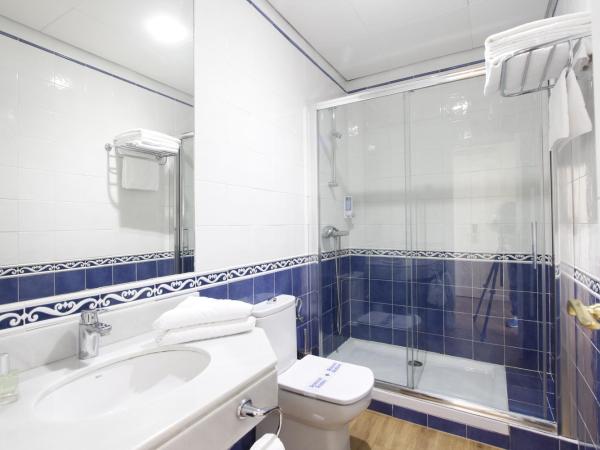 Rincón de Gran Vía : photo 1 de la chambre chambre familiale supérieure