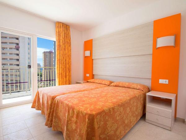 Hotel Servigroup Orange : photo 3 de la chambre chambre lits jumeaux