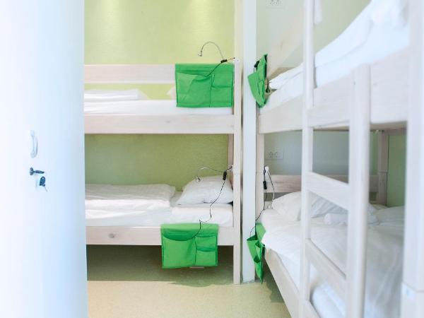 Windward Hostel Zadar : photo 1 de la chambre lit superposé dans dortoir mixte de 8 lits