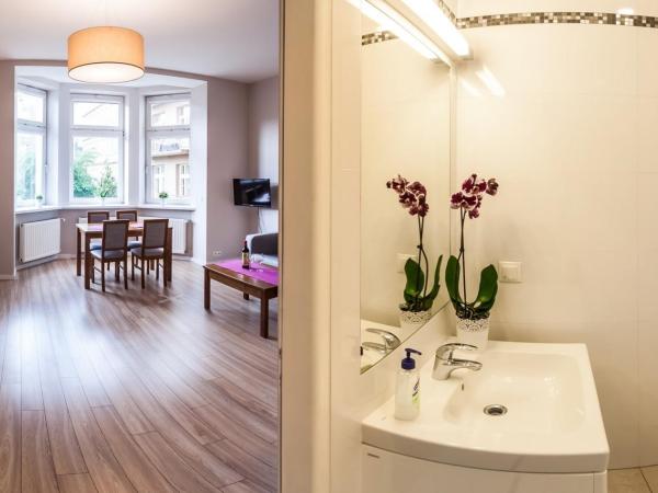 Emaus Apartments : photo 10 de la chambre studio