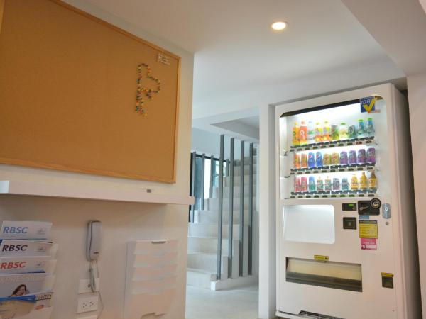 Rezt Bangkok : photo 2 de la chambre dortoir mixte de 4 lits