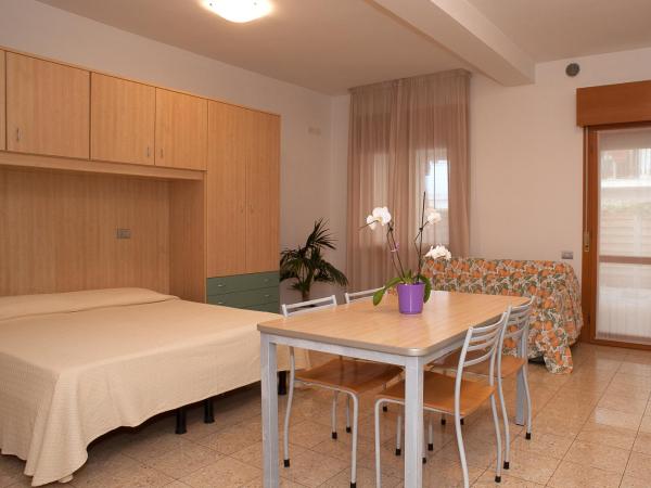 Residence Cà D'oro : photo 8 de la chambre studio avec balcon