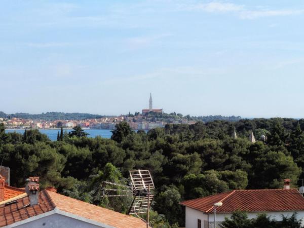 Villa Monsena : photo 8 de la chambre chambre quadruple - vue sur mer
