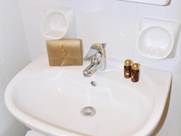 Hotel Cadiz : photo 5 de la chambre chambre double standard