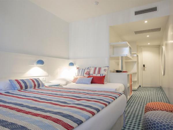 Amadria Park Kids Hotel Andrija : photo 4 de la chambre chambre double ou lits jumeaux avec vue sur cour (2 adultes + 1 enfant)