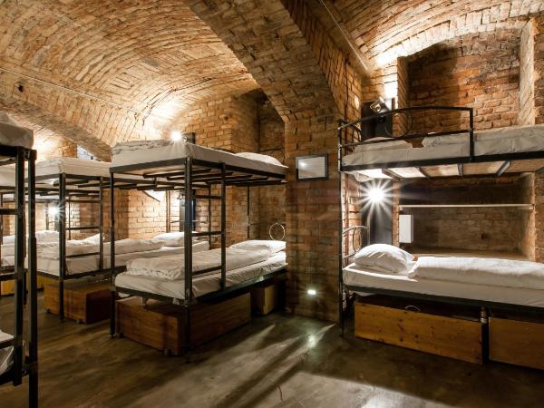 Czech Inn : photo 4 de la chambre lit superposé dans dortoir mixte de 34 lits au sous-sol