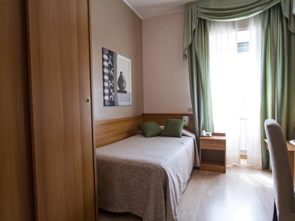 Hotel Adriano : photo 2 de la chambre chambre simple