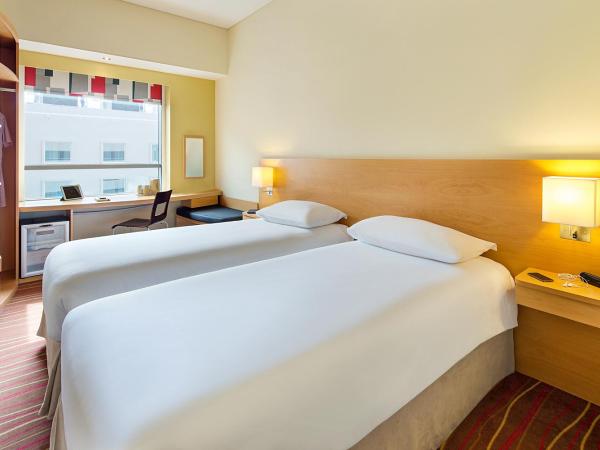 ibis Mall Avenue Dubai : photo 4 de la chambre chambre lits jumeaux standard