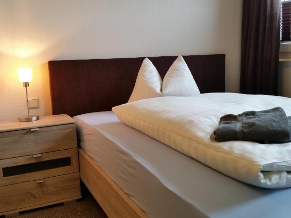 Hotel Deutsches Haus Francop : photo 6 de la chambre chambre double basique