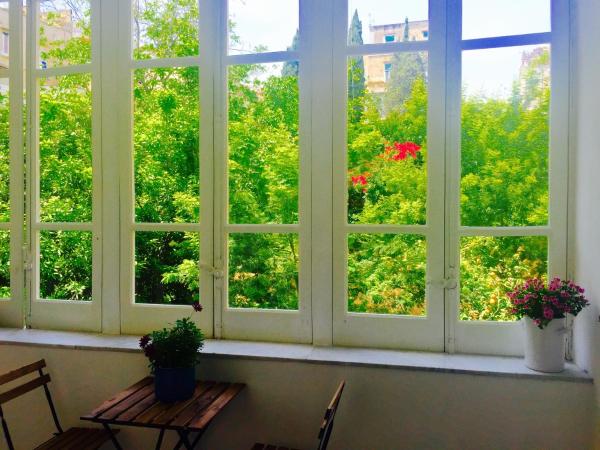 The Foria House by House In Naples : photo 5 de la chambre suite junior - vue sur jardin