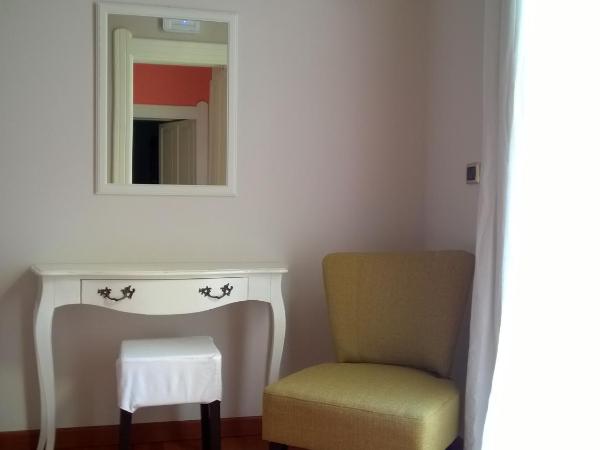 B&B Casa D'alleri : photo 5 de la chambre chambre double avec balcon