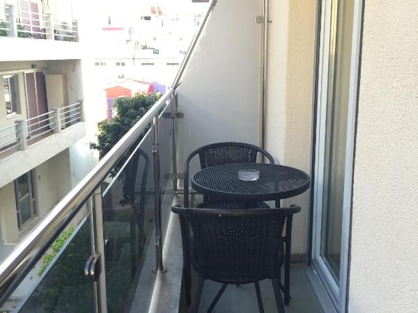 Comfort Hotel Apartments : photo 1 de la chambre studio supérieur (2 adultes)