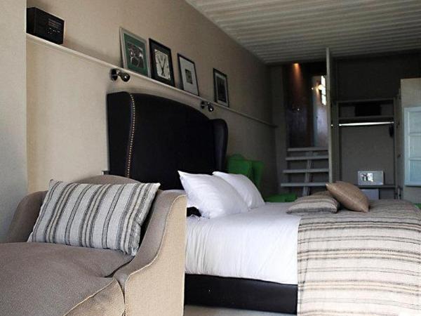 L'Alcazar : photo 3 de la chambre suite supérieure avec terrasse