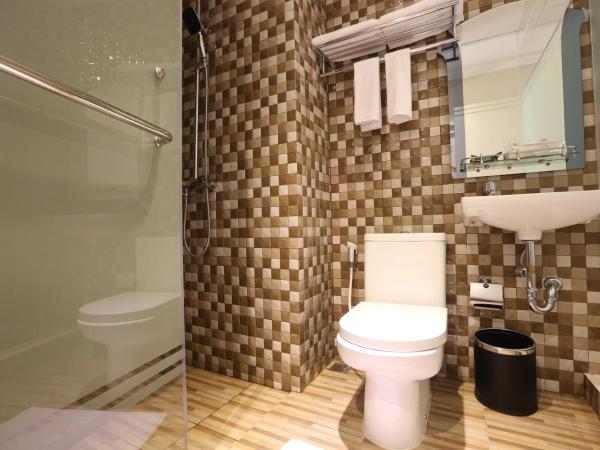 F Hotel Jakarta : photo 7 de la chambre chambre double ou lits jumeaux standard premier