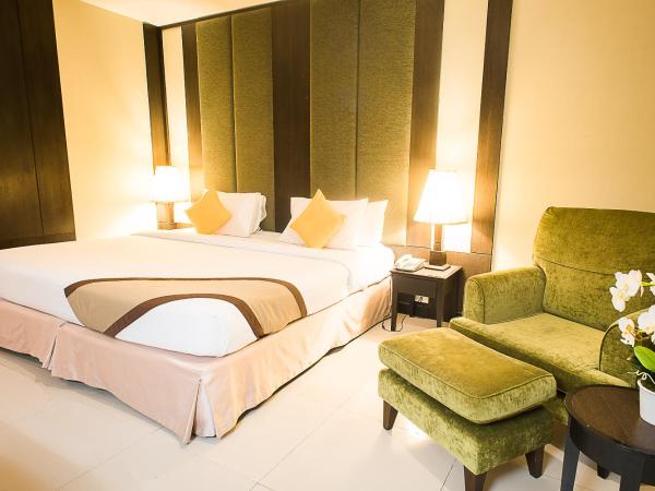 Intimate Hotel Pattaya - SHA Extra Plus : photo 10 de la chambre chambre deluxe double ou lits jumeaux