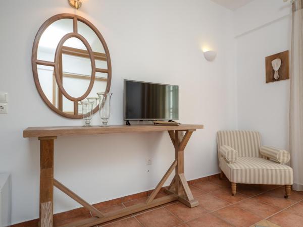 Astir Of Naxos : photo 4 de la chambre chambre lune de miel