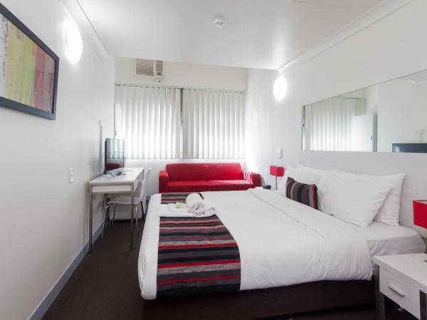 Turbot House Hotel : photo 1 de la chambre chambre lit queen-size premium - vue sur ville