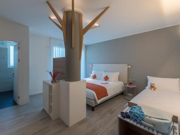 Hesperia Hotel & Residence : photo 1 de la chambre chambre triple