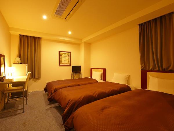 Grampus Inn Osaka : photo 1 de la chambre chambre triple standard