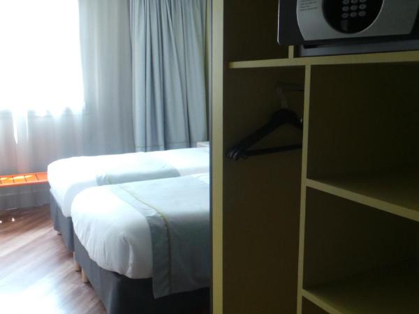 ibis Styles Deauville Centre : photo 3 de la chambre chambre lits jumeaux standard