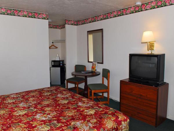 Stone Inn Extended Stay U of A : photo 4 de la chambre chambre lit queen-size - fumeurs