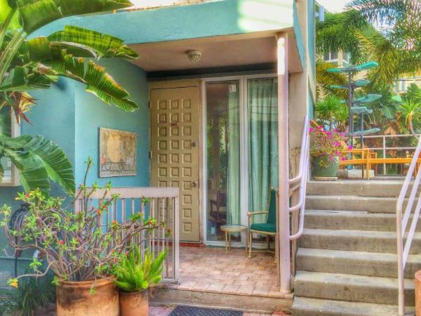 Manhattan Tower Apartment Hotel : photo 1 de la chambre appartement 1 chambre - vue sur piscine et cour - 104