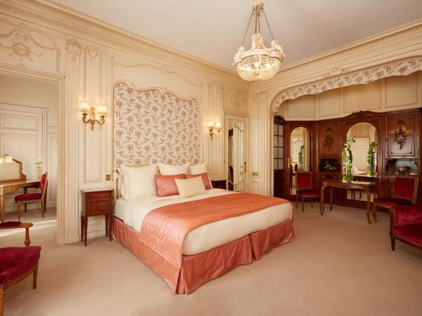 Hôtel Raphael : photo 5 de la chambre chambre premium