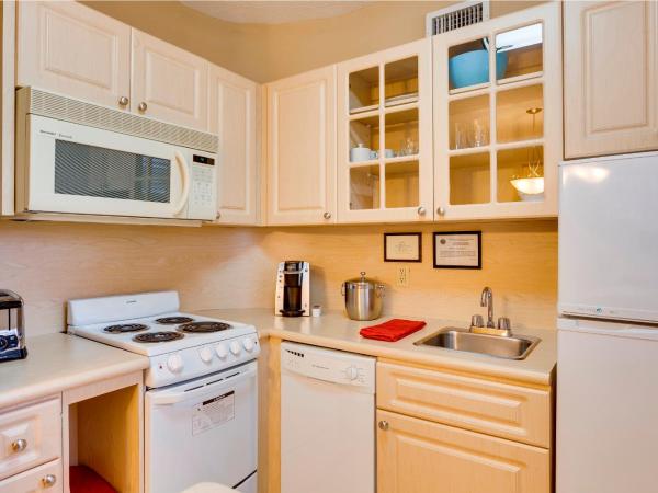 Sun Harbour Boutique Hotel : photo 7 de la chambre suite lit king-size